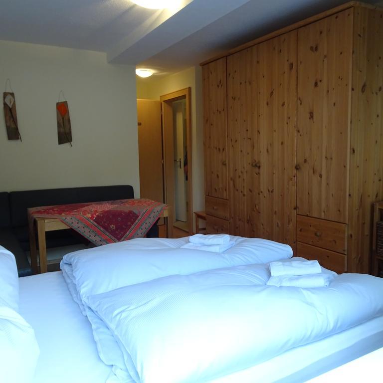 Haus Wallis Ξενοδοχείο Lech am Arlberg Δωμάτιο φωτογραφία