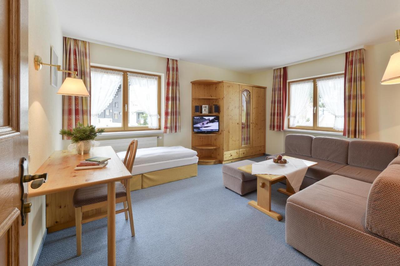 Haus Wallis Ξενοδοχείο Lech am Arlberg Δωμάτιο φωτογραφία