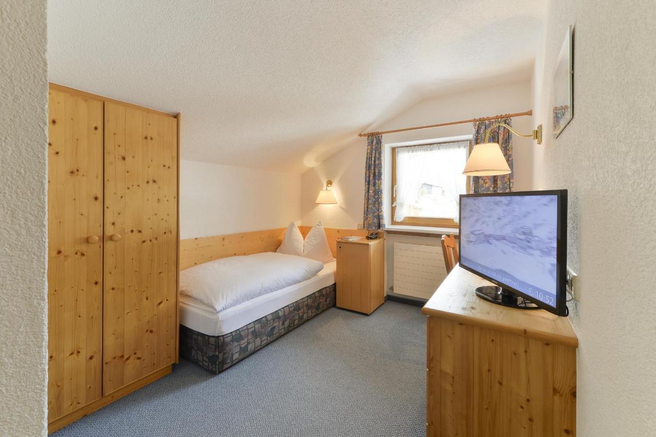 Haus Wallis Ξενοδοχείο Lech am Arlberg Δωμάτιο φωτογραφία