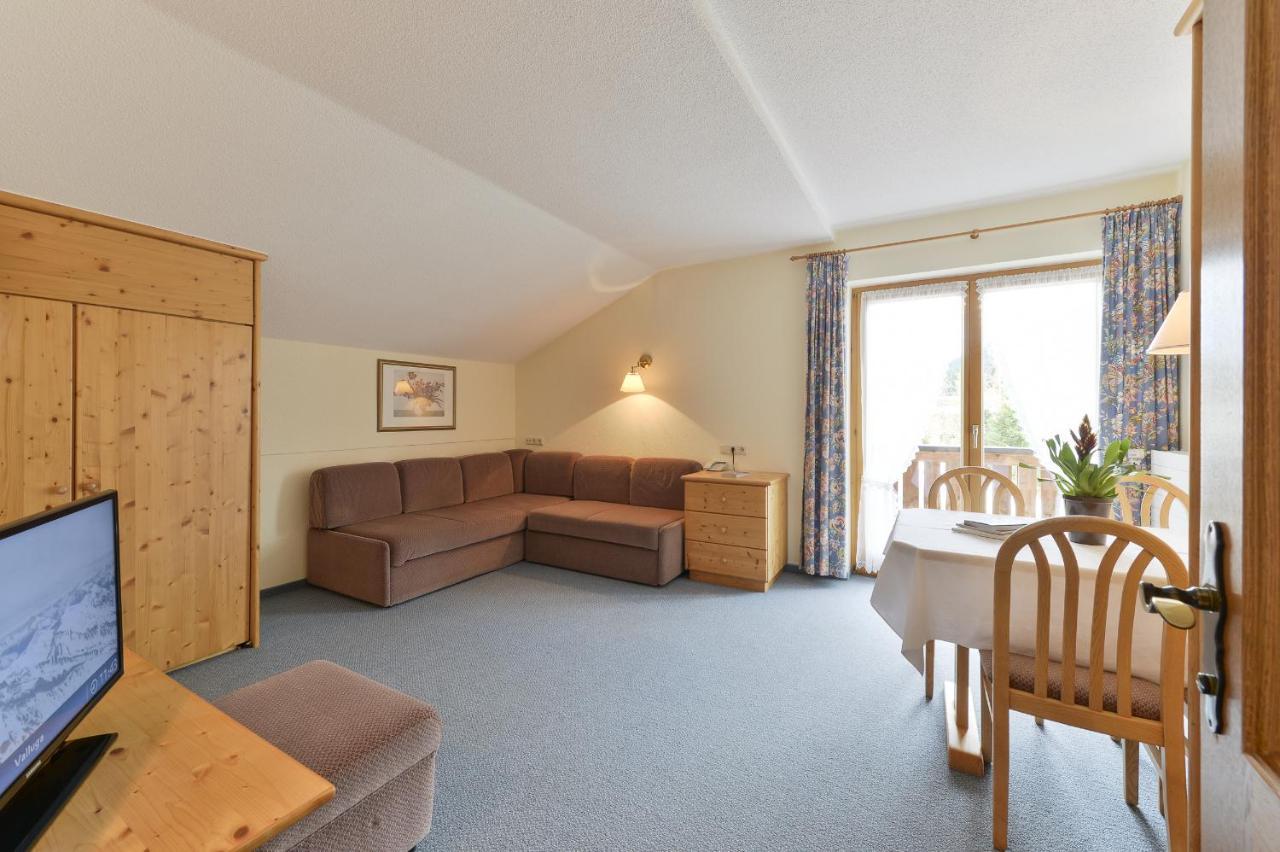 Haus Wallis Ξενοδοχείο Lech am Arlberg Εξωτερικό φωτογραφία